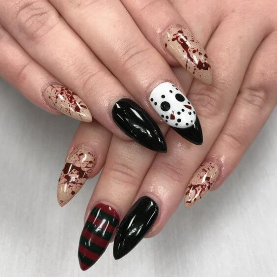 dark halloween nails